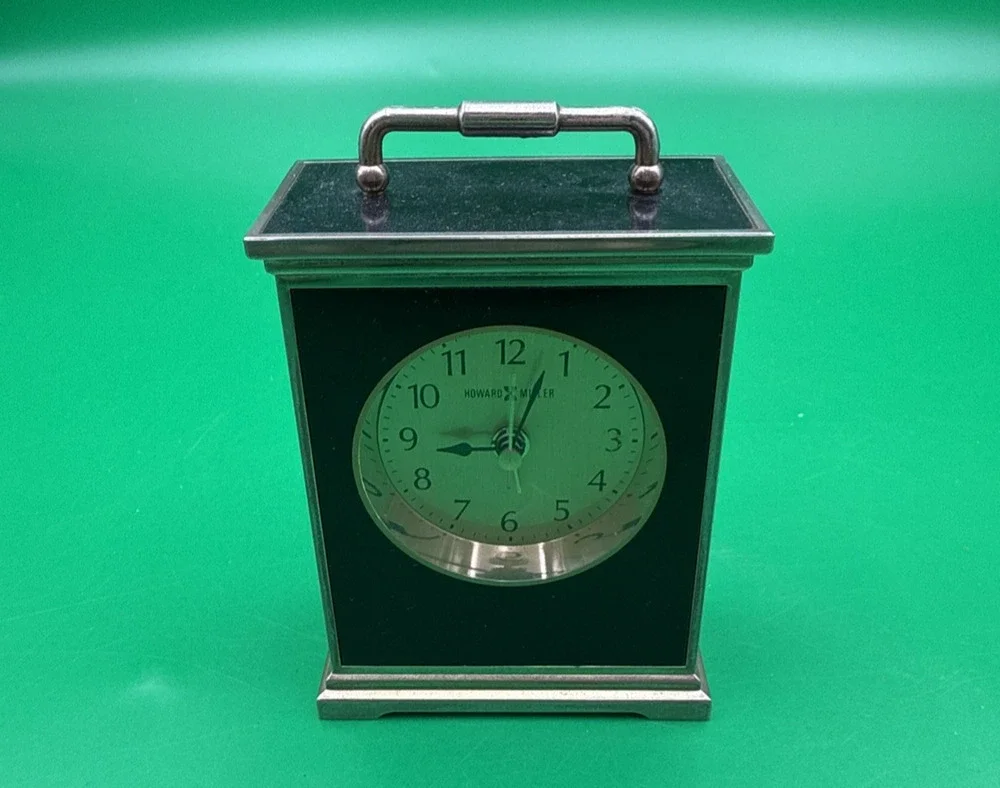 Vintage Howard Miller alarm clock Tested & Works